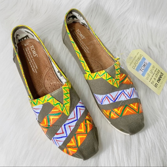 Toms Shoes - NWT Toms Hand Painted Olive Canvas Sneakers